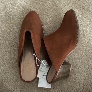 Old Navy Mules/Clogs